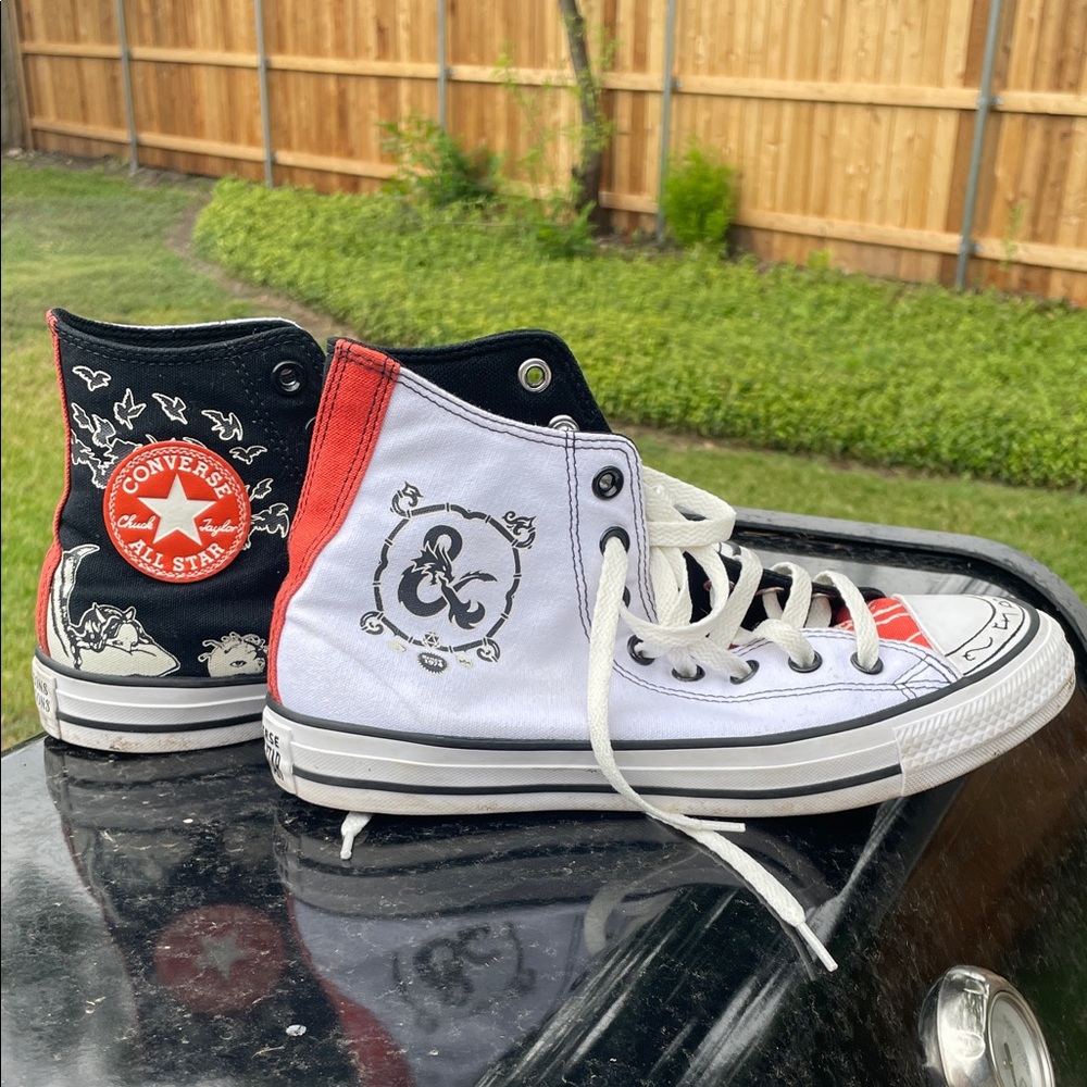 Converse All Star + Dungeons & Dragons Custom Hi-tops